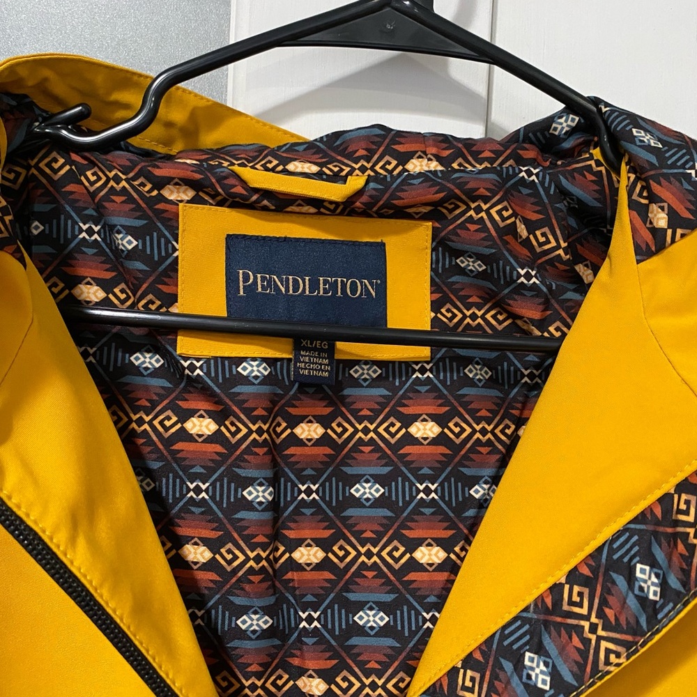 Pendleton Rain Jacket Women’s XL Yellow Waterproof Full Zip Softshell Hooded